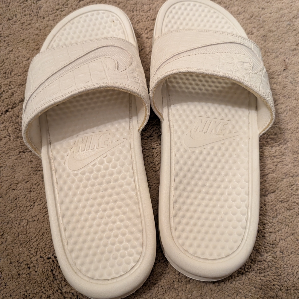 Nike Benassi Just Do It White Croc Slide Sandals | Size 9 | Unisex - Picture 3 of 5